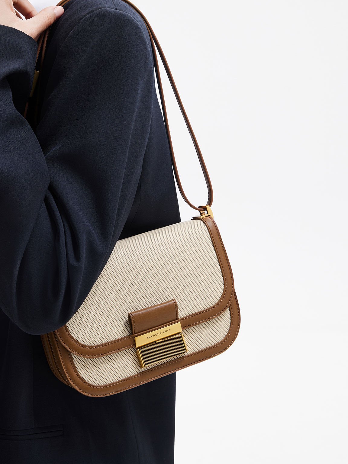 Charles & Ke*th - Charlot Canvas Crossbody Bag - Chocolate