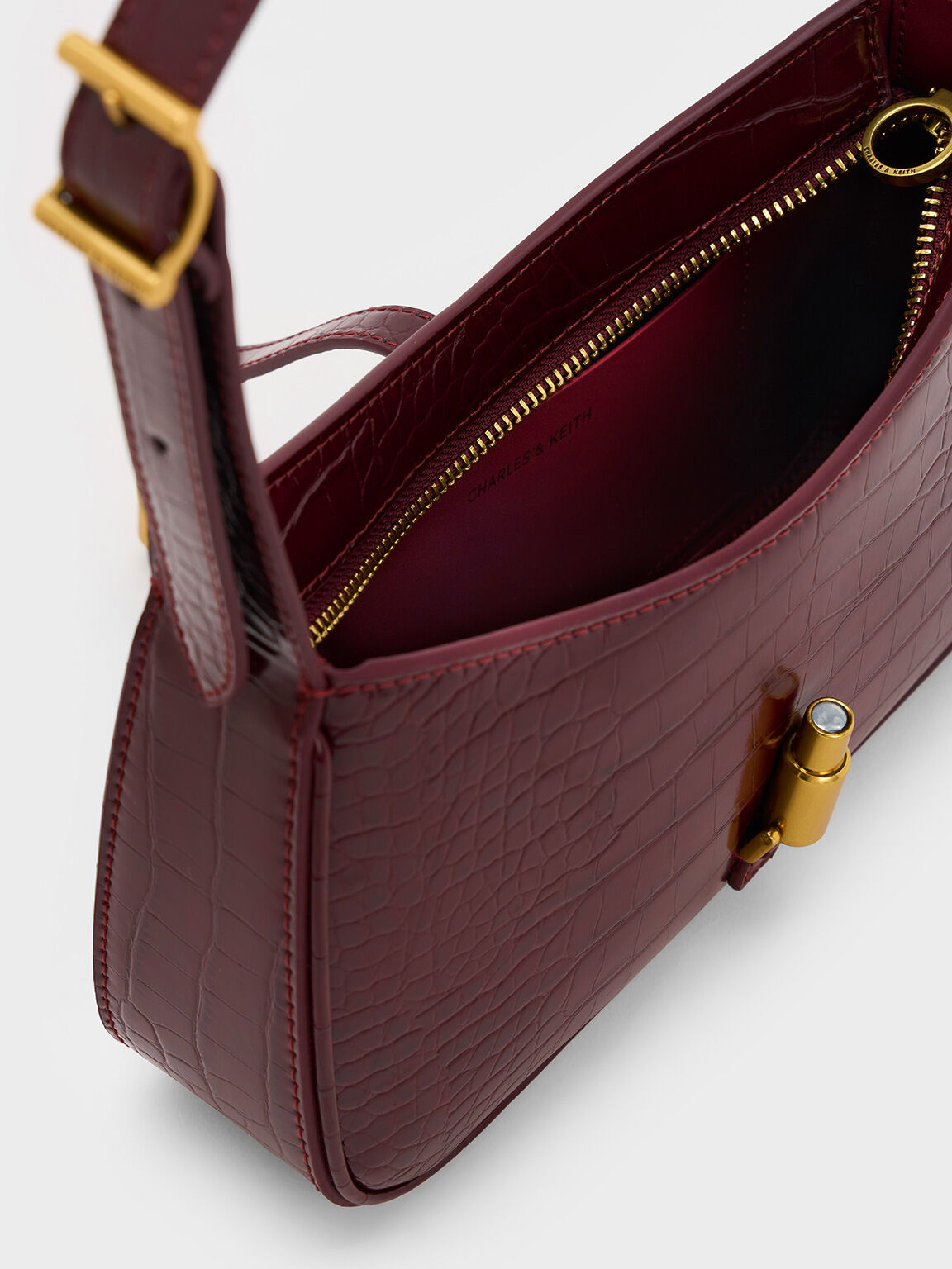 Charles & Ke*th -  Cesia Croc-Effect Metallic-Accent Shoulder Bag - Burgundy