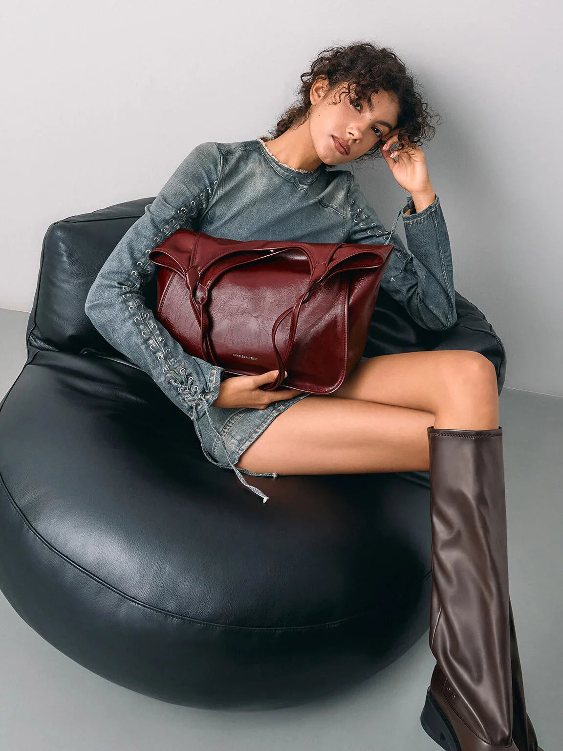 Charles & Ke*th -  Sianna Crinkle-Effect Slouchy Tote Bag - Burgundy