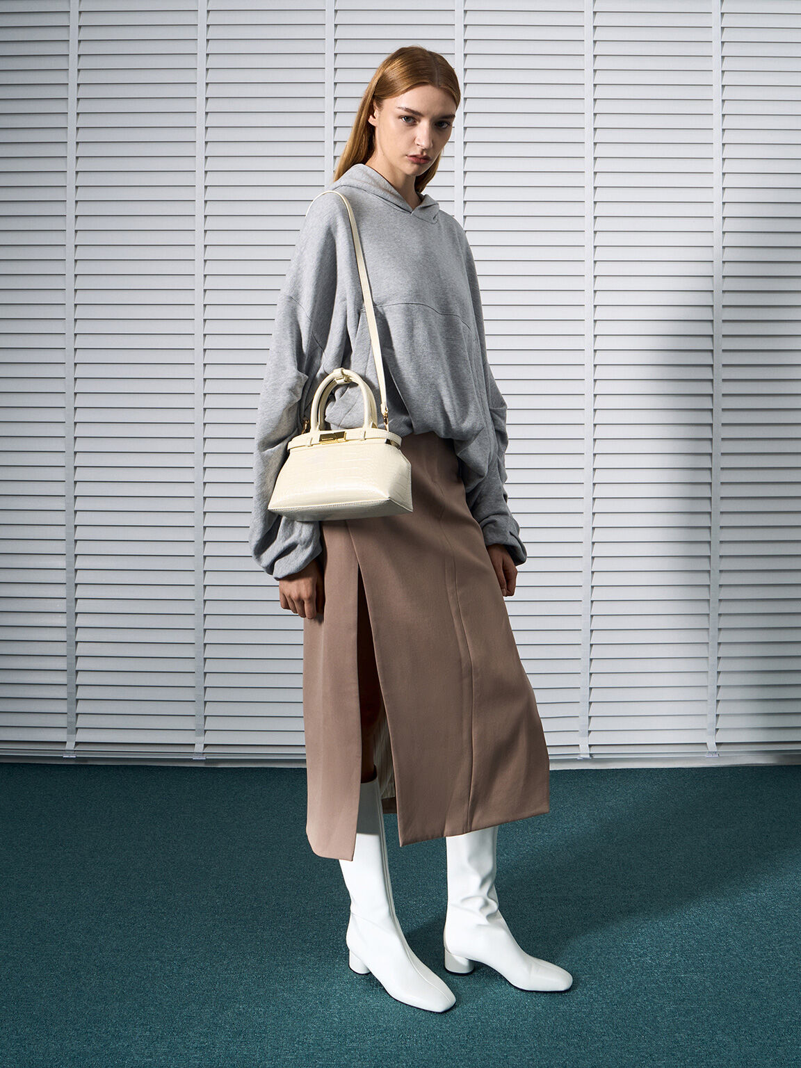 Charles & Ke*th -  Aurelia Croc-Effect Metallic-Accent Elongated Tote - Cream