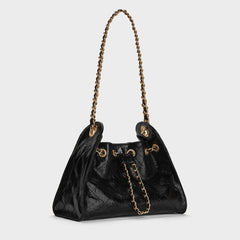 Duo Quilted Drawstring Bucket Bag | حقيبة باكت مبطنة برباط سحب «ديو»