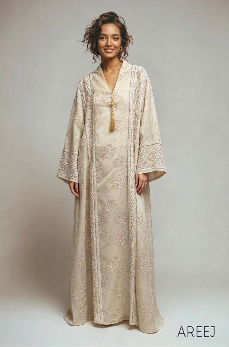 Elegant Ivory Embroidered Abaya | عباية مطرزة عاجية أنيقة