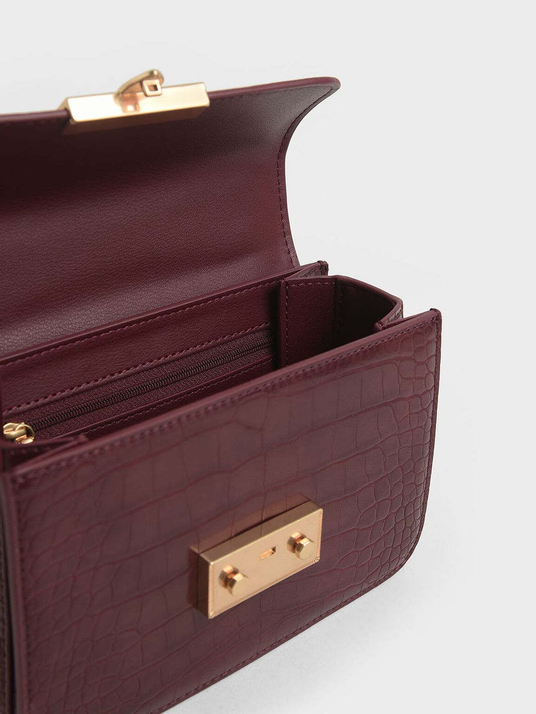 Charles & Ke*th - Croc-Effect Boxy Chain Strap Bag - burgundy