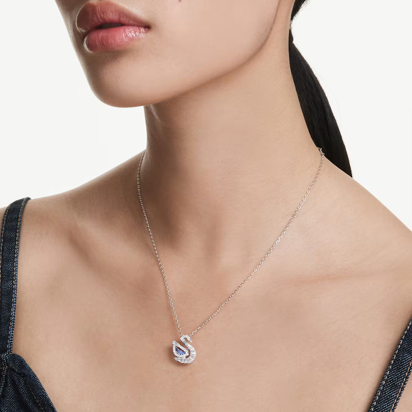 Swar*vski -Swan pendant Mixed cuts, Swan, Blue-5723389